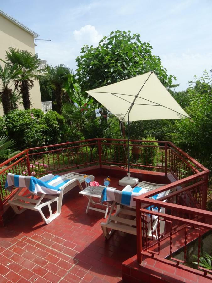 רייקה Apartman Iris S Terasom מראה חיצוני תמונה