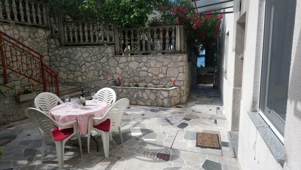 רייקה Apartman Iris S Terasom מראה חיצוני תמונה